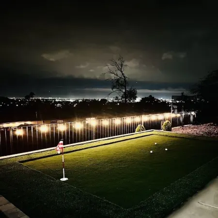 Desert Valley Stay - Mountain Views