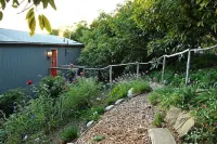 June Discount! Book 2 Nights Get 3rd Free! The Playground 주변 호텔