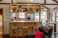 Mayo Lake Cottages