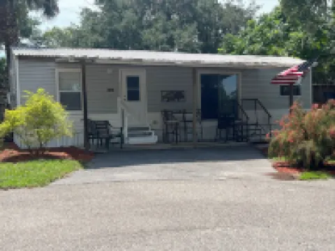 Waterfront Cottage on Haynes Creek