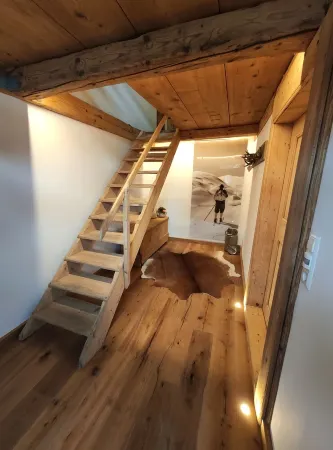 Vacation apartment in a farmhouse right on the edge of the Alps - near Neuschwanstein Castle Отели в г. Хальблех