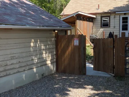 Location says it all. Glenwood Springs Colorado beautiful one bedroom apartment