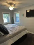 Cozy remodeled home in Ventura Heights a block from Clear Lake Hotels near McIntosh Woods State Park