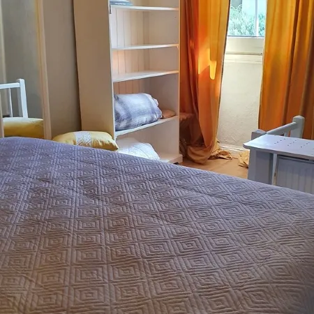 Tasteful, very well-equipped vacation apartment, approx. 45 m2 in Solingen, NRW Отели в г. Золинген