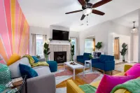 Your UF Getaway: 1 Block from Campus & Stadium - 4 BD Haven