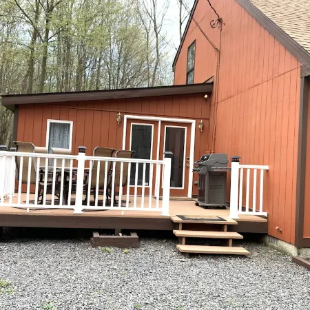 Brand New Hot Tub-Sauna-2 Weber Grills-Fire Pit-AC-Thermomix