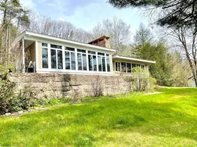 Granite House - Hot Tub, Hammock Alley, Slack Line