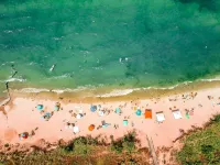 1 Mile to Beautiful Lake Michigan, Bikes Provided, Fire Pit, Game Room