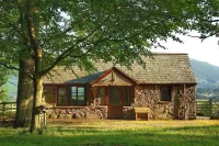 Character Cottage with fabulous mountain views in the North Lakes District Hotels near Place Fell