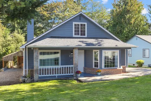 Your home away from home with room for the whole family, with AC units in summer