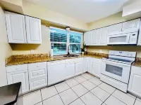 Beautiful Villa with Pool in awesome Miami!