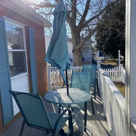 Pet Friendly - Escape in Cape May! 6 Blocks to the Beach!