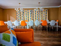 Dazzling Design, Hot Tub, Huge Rooms, Privacy, 20 Acres