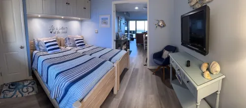 Breathtaking Ocean View, Beachfront Condo-Steps to Beach/Pools, Sea Colony East