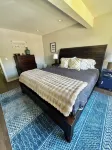 Otter Getaway - Quartermaster Harbor Beach House.