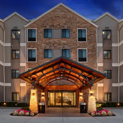 Staybridge Suites OMAHA 80TH AND DODGE by IHG Các khách sạn gần Phòng trưng bày Queensland Gallery of Modern Art