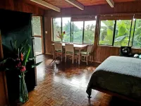Evergreen Cottage @ Maui Adventure Villa