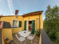 In the Final Hills, ideal for bikers and climbers. Paradise 20 min. from the sea. Отели в г. Риальто