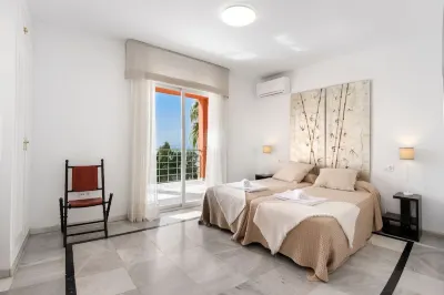 Villa with spectacular views in Malaga, 5 minutes from the beach