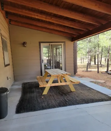 Lux 4 bed Cozy Chalet in the pines Near Grand Canyon/Downtown Williams/Bearizona