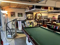 TUDOR COTTAGE SUITE - Autzen Stadium - PK Park - UO - Hayward Field