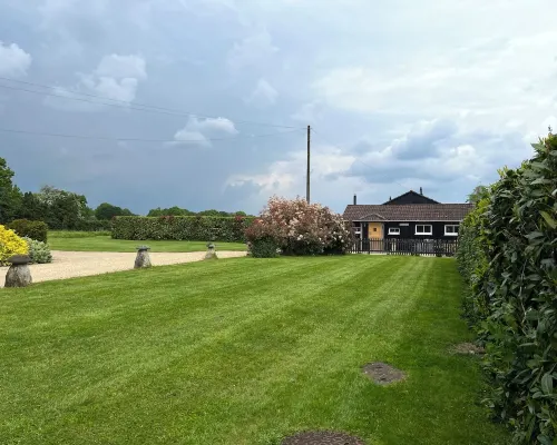 DAIRY COTTAGE. Delightful luxury rustic cottage nr New Forest and South Coast. Hotéis em Fordingbridge