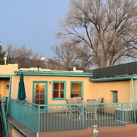 Rooftop Apartment, Downtown Taos,  3 bedroom/2bath.  Can't beat this location.