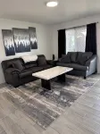 Charming 3-bedroom house with Pool, AC and WiFi in pleasant El Paso