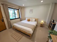 Charming Home Resort Hotels in Suan Phueng