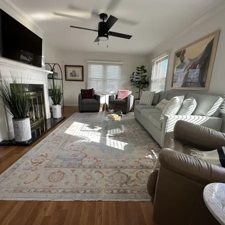 Westwood Luxury Ranch Home includes washer/dryer