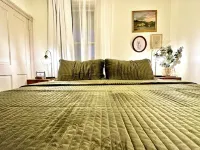 LUX Uptown Escape - The Trester