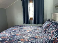 Wonderful water front house Hotels in Bourne