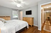 Close to US Naval Academy, downtown Annapolis, Maryland Live Casino, BWI Airport Hotels near Patuxent Ponds Park