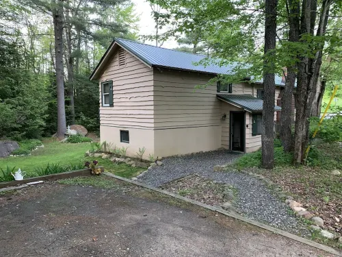 Quiet Abode walking distance from  Downtown