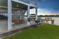 The Seaesta Shack-Colorado River-Lighted Fishing Pier-Starlink Wifi-Sleeps 9