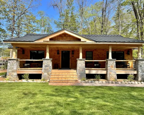 NEW ADIRONDACK LUXURY CABIN WITH YEAR-ROUND HEATED PLUNGE POOL 韋布酒店