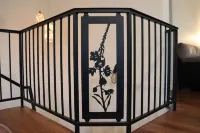 Fireweed House - Elegant Downtown Escape with Local Flair