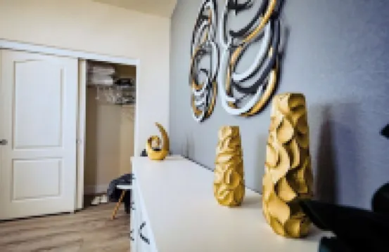 Cozy Private Stylish Modern Guest Suite