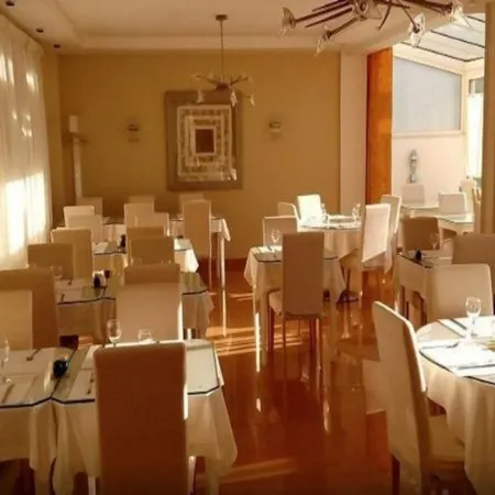 Hotel l'evantail Отели в г. Стауэли