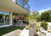 An apartment to love!