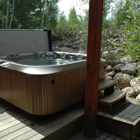 Spacious Family Home Close to 4 Ski Resorts, Summit County CO- Mountain Serenity