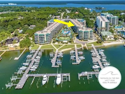 Lazy River, Top Floor Condo, Boat Slip Rentals Available!