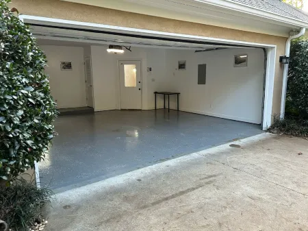 3 Bedroom 2 Bath Cozy & Private Home in Beautiful Peachtree City