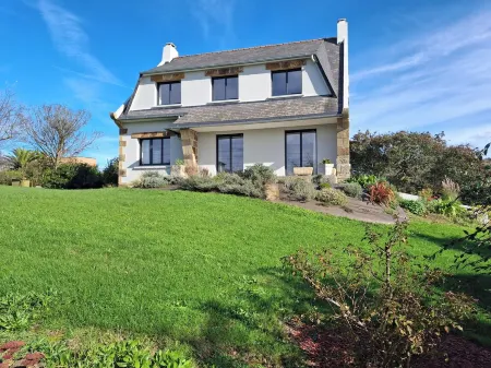 A haven of peace in the family-friendly Aber with sea views. Elegant and modern near the beach!
