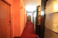 Hotel Hamburg Hotels in Butel