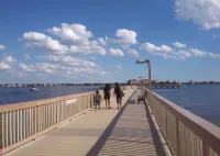 Beautiful waterfront condo 1200 sf