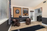 World Cup — Game Room + Pool + Sleeps 12