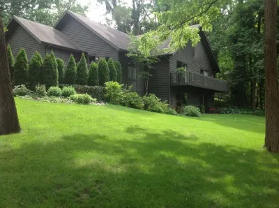 Lake views within walking distance to Notre Dame!