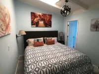 Attractive oasis, conveniently located - Wifi