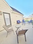 2 Queen Beds + 2 Full Bathrooms Kitchen + Laundry Room + Patio